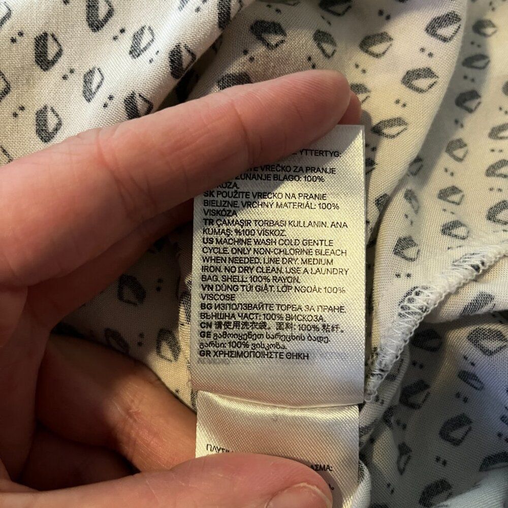 Women's H&M Black & White LS Dress, Size 12 - Picture 5 of 8